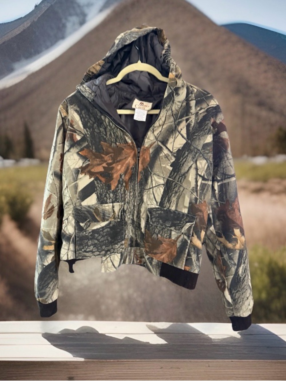 Vintage Wells-Creek junior youn Camo Hooded Puffer Jacket in Green, Brown, Black